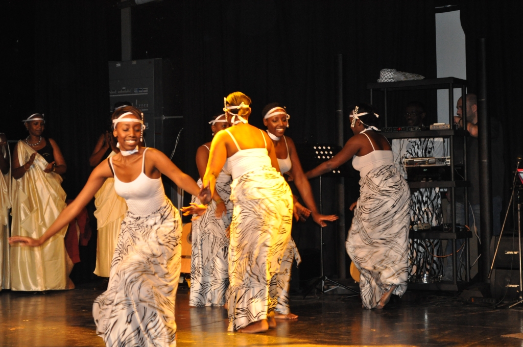Danse_Urunana_1_DSC_0023.JPG 